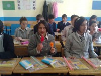 /album/foto%c4%9fraflar%3a%20koy%20okullar%c4%b1na%20yard%c4%b1m%20-%20help%20rural%20schools/a250320111308-jpg/